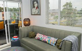 Marbella - Cozy Studio In Heart Of Table View